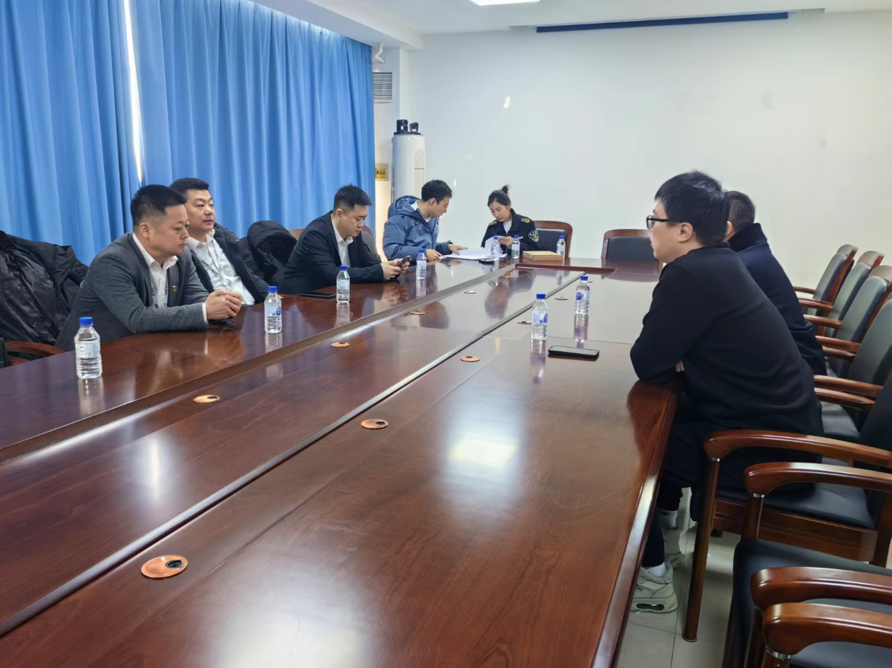 驰而不息纠“四风” 风清气正过佳节——月博集团纪委开展节前纠“四风”监督检查工作